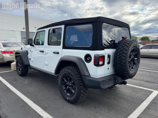 2020 Jeep Wrangler Unlimited Willys 4X4