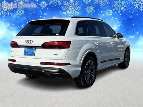 2025 Audi Q7 45 Premium Plus