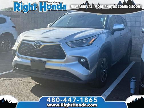 2023 Toyota Highlander XLE