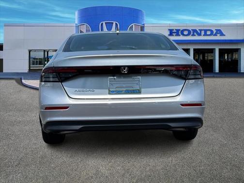 2025 Honda Accord LX 1.5T