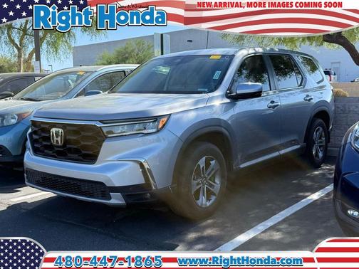 Lunar Silver Metallic 2024 Honda Pilot EX-L