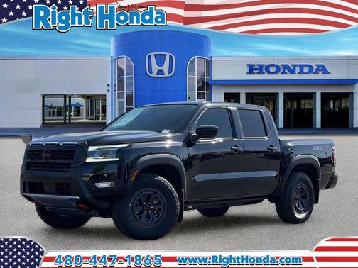 Super Black 2025 Nissan Frontier PRO-4X