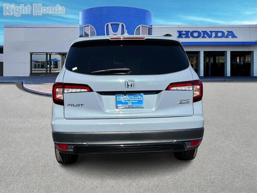 2022 Honda Pilot AWD Sport