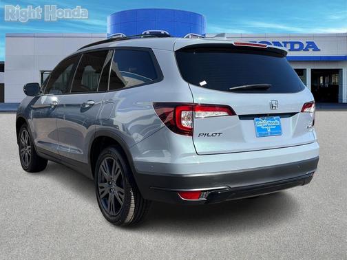 2022 Honda Pilot AWD Sport