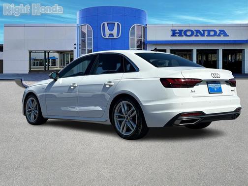 2023 Audi A4 45 S line Premium Plus