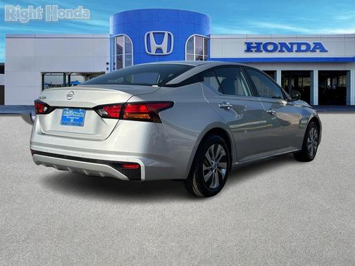 2024 Nissan Altima S FWD