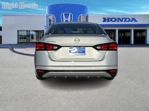 2024 Nissan Altima S FWD