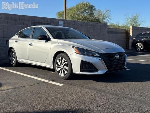 2024 Nissan Altima S FWD