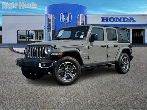 2023 Jeep Wrangler 4-Door Sahara 4x4