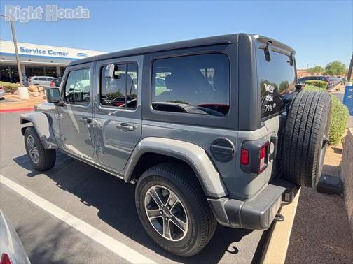 2023 Jeep Wrangler 4-Door Sahara 4x4