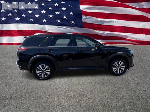 2022 Nissan Pathfinder SL 4WD
