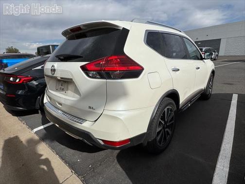 2017 Nissan Rogue SL