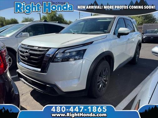 2024 Nissan Pathfinder SV FWD