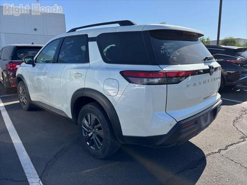 2024 Nissan Pathfinder SV FWD