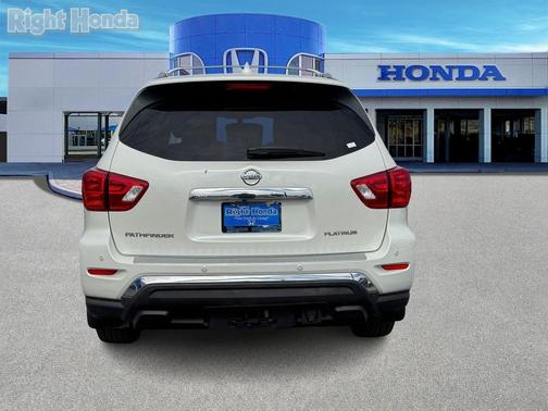 2019 Nissan Pathfinder Platinum