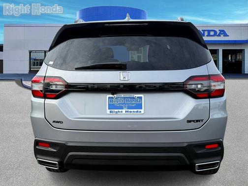 2025 Honda Pilot Sport