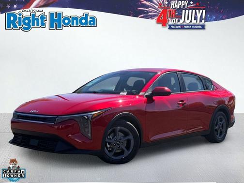 Currant Red 2025 Kia K4 LXS