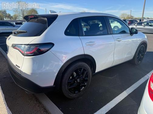 2025 Honda HR-V 2WD Sport