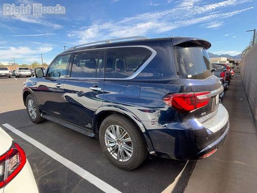 2024 INFINITI QX80 Luxe