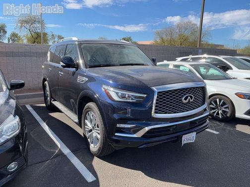 2024 INFINITI QX80 Luxe