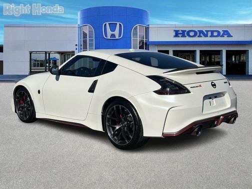 2019 Nissan 370Z NISMO