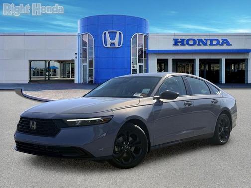 Urban Gray Pearl 2025 Honda Accord SE