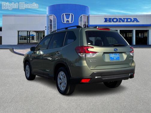 2021 Subaru Forester Base