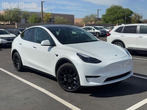 2024 Tesla Model Y Long Range Dual Motor All-Wheel Drive