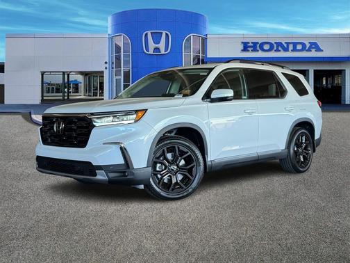 2025 Honda Pilot Touring 8-Passenger