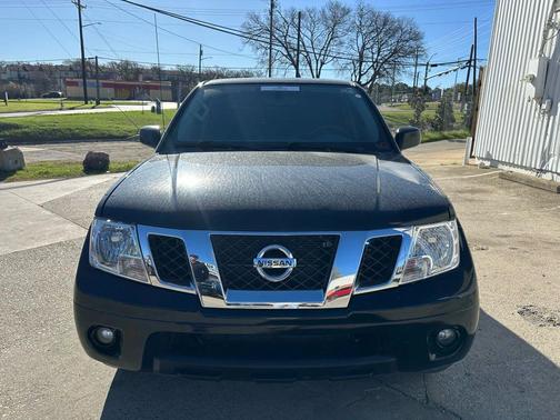 2020 Nissan Frontier SV