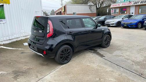 2019 Kia Soul +