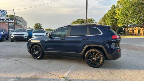2016 Jeep Cherokee Sport