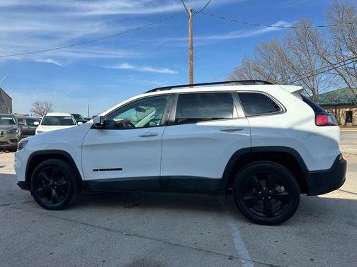 2020 Jeep Cherokee Altitude