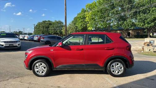 2021 Hyundai VENUE SE