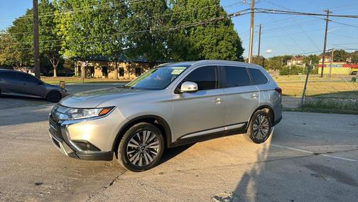2020 Mitsubishi Outlander SP