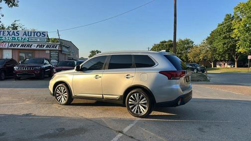2020 Mitsubishi Outlander SP