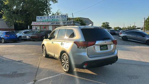 2020 Mitsubishi Outlander SP