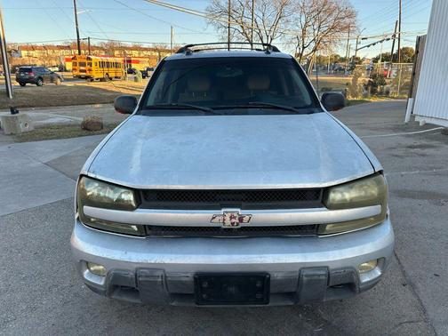 2004 Chevrolet TrailBlazer EXT LS