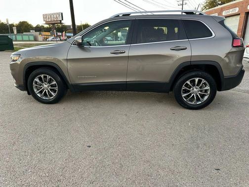 2021 Jeep Cherokee Latitude Plus