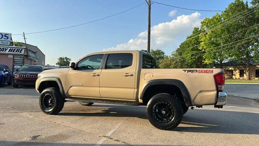 2017 Toyota Tacoma Base