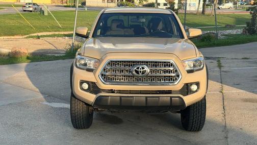 2017 Toyota Tacoma Base
