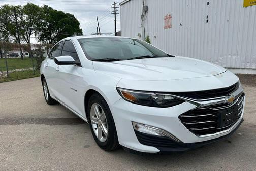 Summit White 2022 Chevrolet Malibu 1LS