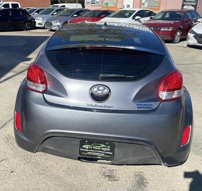 Triathlon Gray Metallic 2017 Hyundai Veloster Base