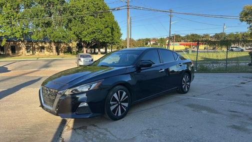 2021 Nissan Altima 2.5 SV