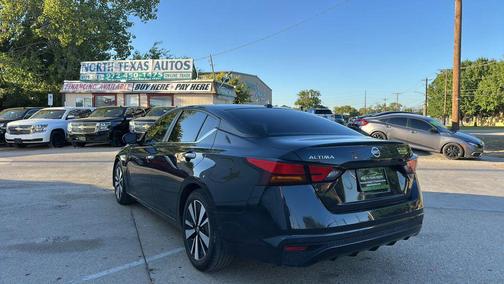 2021 Nissan Altima 2.5 SV