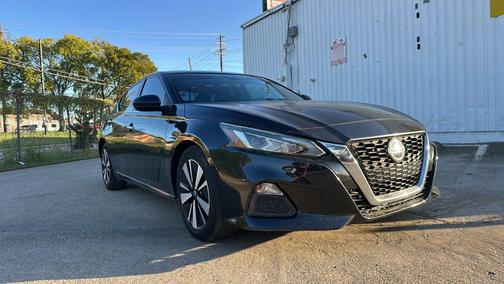 2021 Nissan Altima 2.5 SV