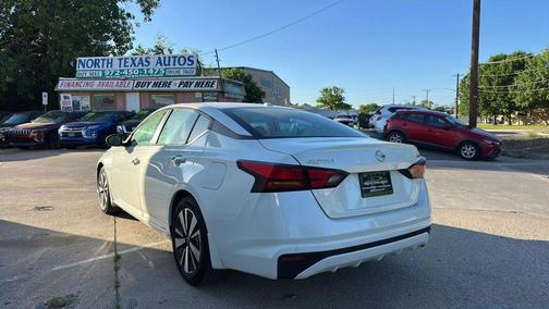 2021 Nissan Altima 2.5 SV