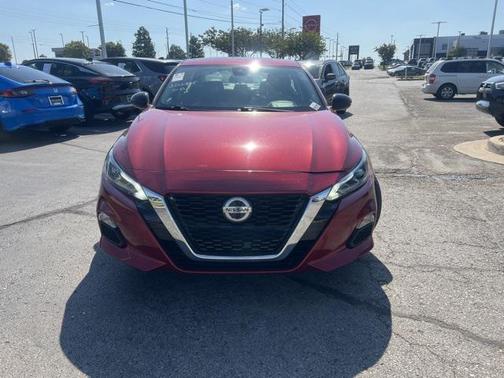 2021 Nissan Altima 2.0 SR