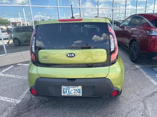 2016 Kia Soul Base