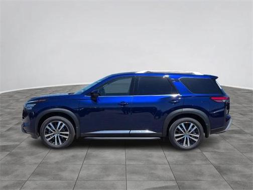 2025 Nissan Pathfinder Platinum 4WD